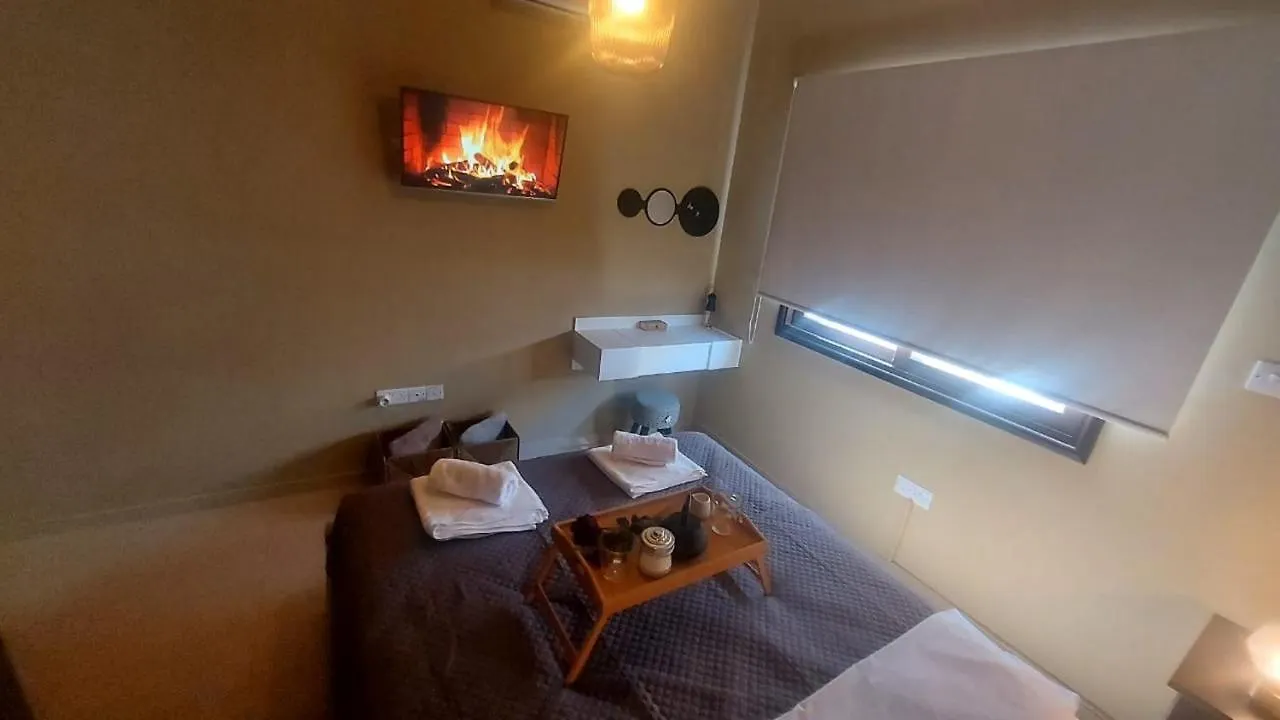아파트 Paramount Gardens Resorts C201 라르나카